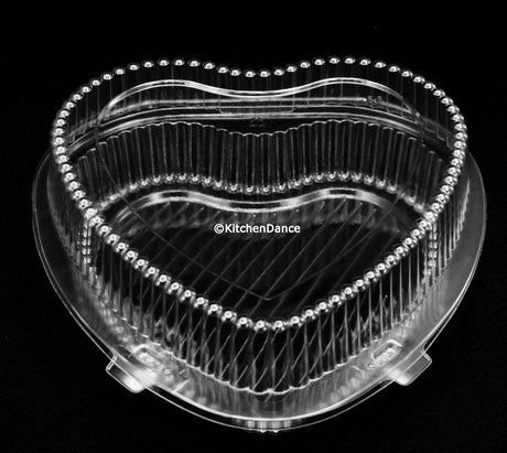 Heart Shaped Plastic Clamshell Container -  Case of 150 - #CPC99